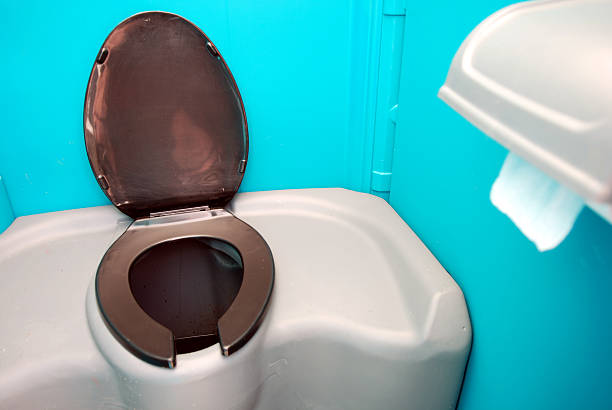 Best Portable bathroom rental  in Fayetteville, WV