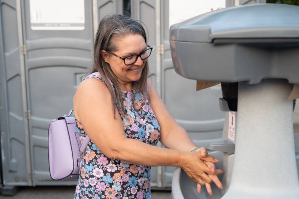 Best Porta potty rental near me  in Fayetteville, WV